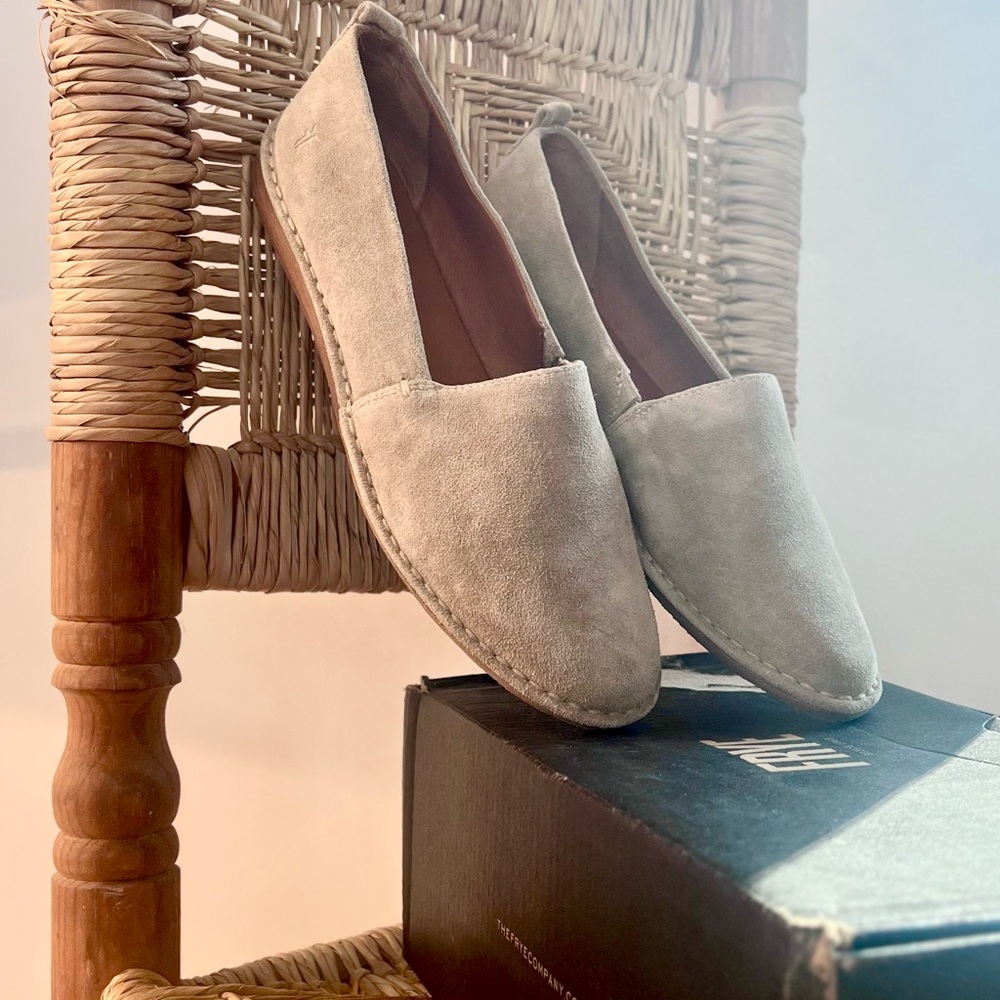 🪶 Frye A-line Suede Moccasin Flats - Ash